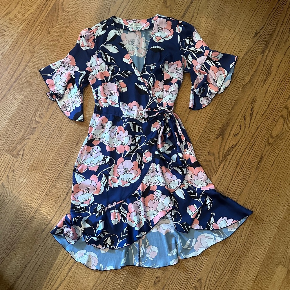 Neiman Marcus summer wrap dress Size M